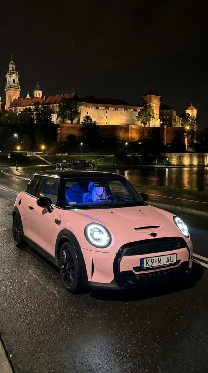Kadr z filmu: Kraków nocą